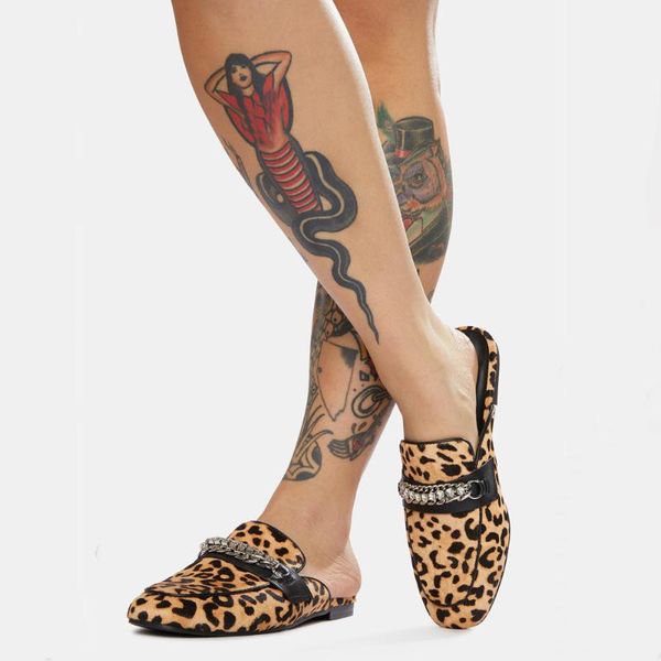 trendy women's slippers metal decoration square heeled leopard sandals puinted bullock toe, Black
trendy women's slippers metal decoration square heeled leopard sandals puinted bullock toe, Black
