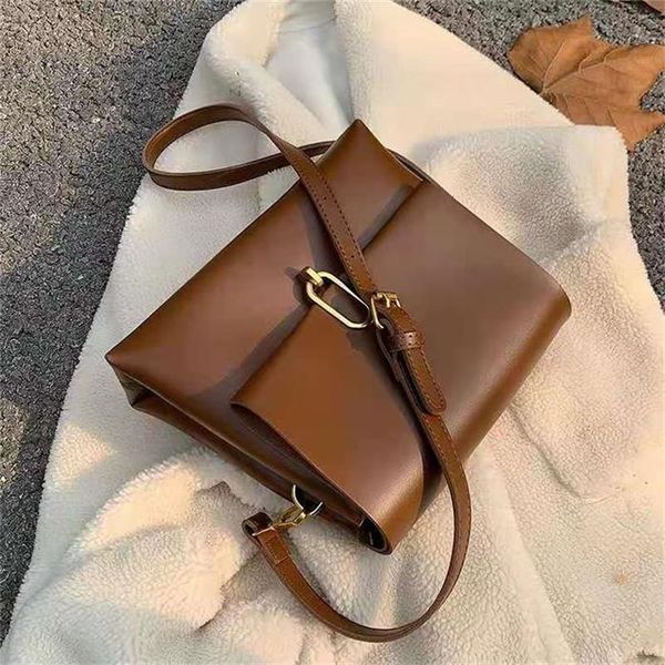 hbp ladies crossbody bags casual shoulder bag buckle style faux leather material with box
hbp ladies crossbody bags casual shoulder bag buckle style faux leather material with box