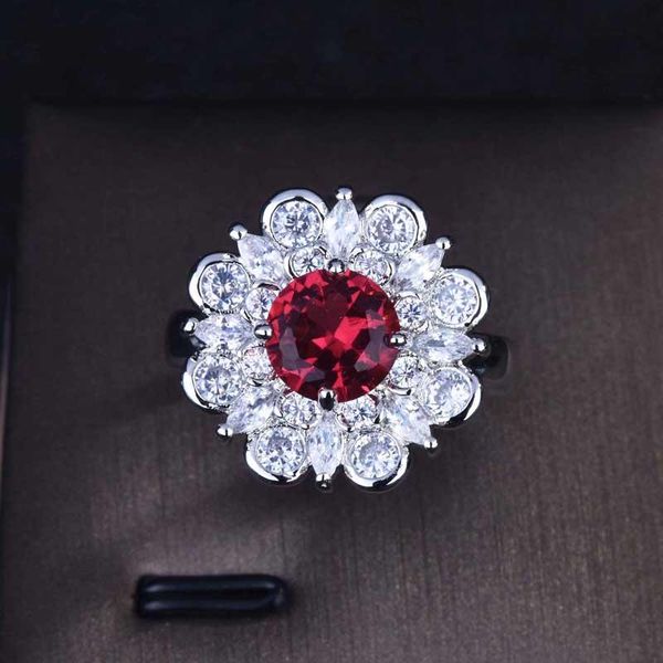 wedding rings fashion luxury flower inlay red round cubic zirconia europe americe adjustable jewelry for women engagement gifts, Slivery;golden
wedding rings fashion luxury flower inlay red round cubic zirconia europe americe adjustable jewelry for women engagement gifts, Slivery;golden