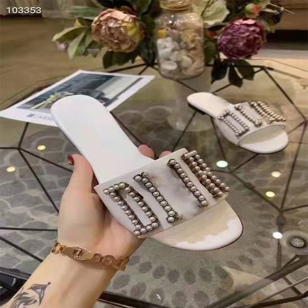 high version family 2021 summer new women's fashion flat sandals pearl versatile letter slippers, Black
high version family 2021 summer new women's fashion flat sandals pearl versatile letter slippers, Black