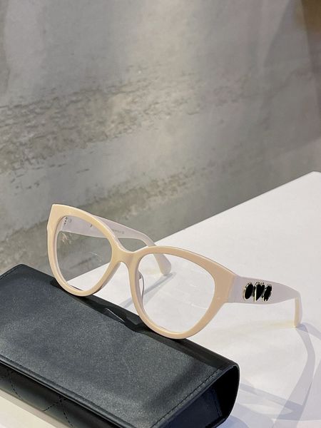 ch 5462 designer optical glasses frame fashion retro luxury brand mens eyeglasses business simple design womens prescription glasses with bo, Black
ch 5462 designer optical glasses frame fashion retro luxury brand mens eyeglasses business simple design womens prescription glasses with bo, Black