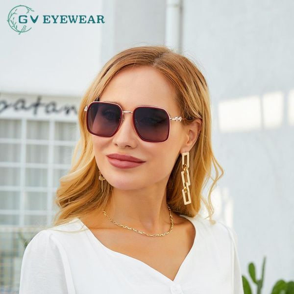 sunglasses 2021 fashion polarized ladies korean box female trend outdoor shades for women luxury, White;black
sunglasses 2021 fashion polarized ladies korean box female trend outdoor shades for women luxury, White;black