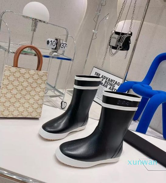 21 brand women's rain boots rubber walking waterproof ankle boot leisure thick soled short booties green black blue brown
21 brand women's rain boots rubber walking waterproof ankle boot leisure thick soled short booties green black blue brown