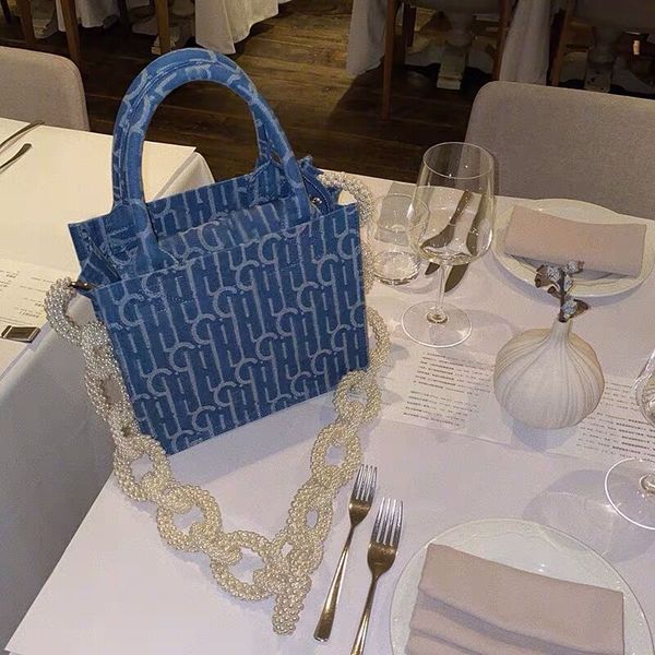 women luxurys designers bags 2021 crossbody bag handbag purse denim large tote small pearl capacity zhouzhoubao123 designer handbags purse w
women luxurys designers bags 2021 crossbody bag handbag purse denim large tote small pearl capacity zhouzhoubao123 designer handbags purse w