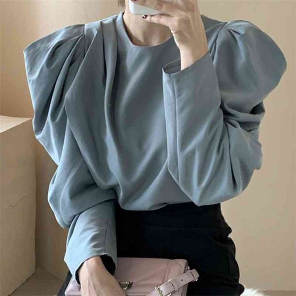 korea chic autumn all-match haze blue round neck wrinkle design back single-breasted puff sleeve shirt female gx1274 210507, White;black
korea chic autumn all-match haze blue round neck wrinkle design back single-breasted puff sleeve shirt female gx1274 210507, White;black