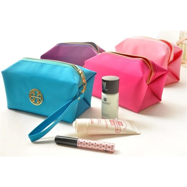 travel wash bag men's portable waterproof cosmetic business wash storage bag outdoor travel products
travel wash bag men's portable waterproof cosmetic business wash storage bag outdoor travel products