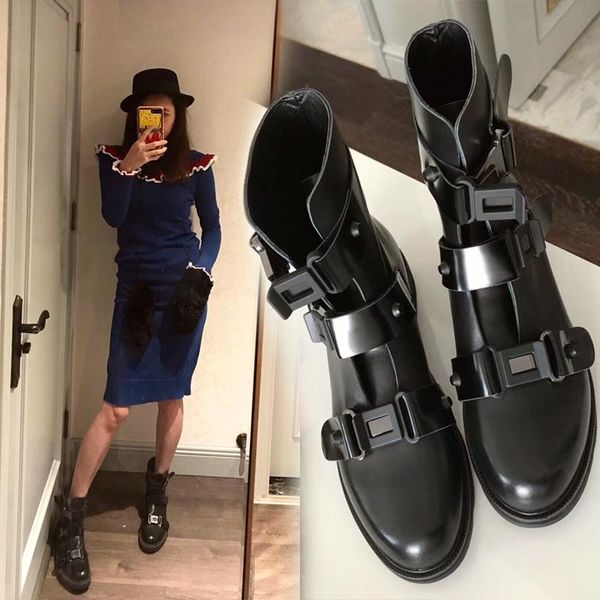 boots autumn ankle women thick heels motorcycle winter shoes punk short fashion botas de mujer 2021, Black
boots autumn ankle women thick heels motorcycle winter shoes punk short fashion botas de mujer 2021, Black