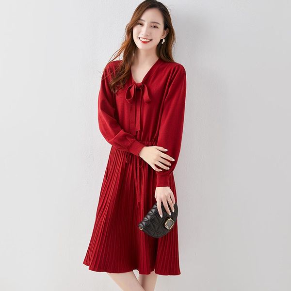 spring autumn knitted women dress casual fashion female elegant sweater midi silm soild color long sleeve pleated dresses, Black;gray
spring autumn knitted women dress casual fashion female elegant sweater midi silm soild color long sleeve pleated dresses, Black;gray