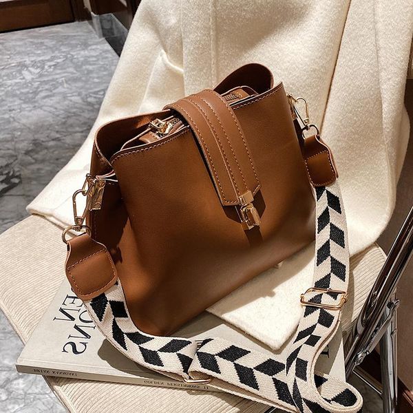 evening bags vintage simple small pu leather bucket crossbody for women 2021 designer fashion lady luxury black shoulder handbags
evening bags vintage simple small pu leather bucket crossbody for women 2021 designer fashion lady luxury black shoulder handbags