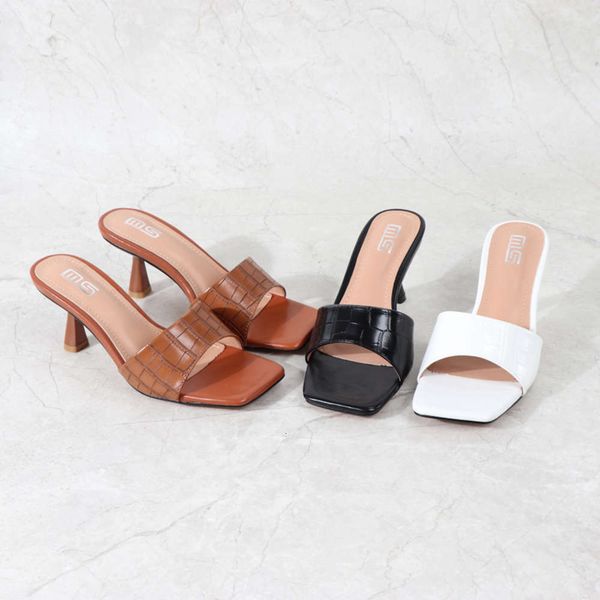 summer one-piece slim heel slippers for women, Black 
summer one-piece slim heel slippers for women, Black