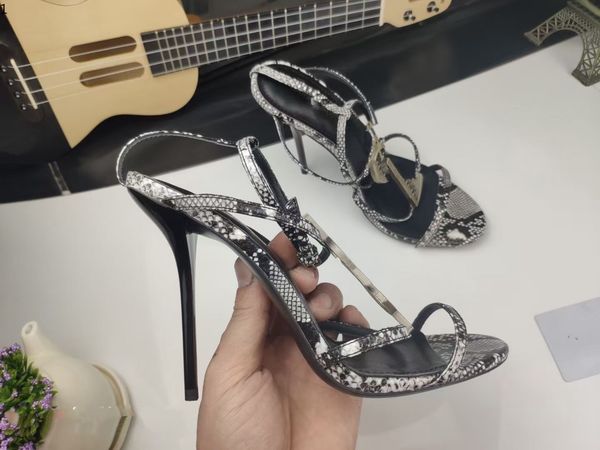 custom made suede inside luxury designer metal strip black patent leather thrill heel pumps women tribute mjk006
custom made suede inside luxury designer metal strip black patent leather thrill heel pumps women tribute mjk006