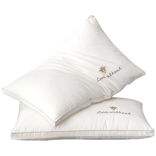 pillow soybean fiber core is a pair of single and double people with high low soft cervical vertebra to help sleep
pillow soybean fiber core is a pair of single and double people with high low soft cervical vertebra to help sleep