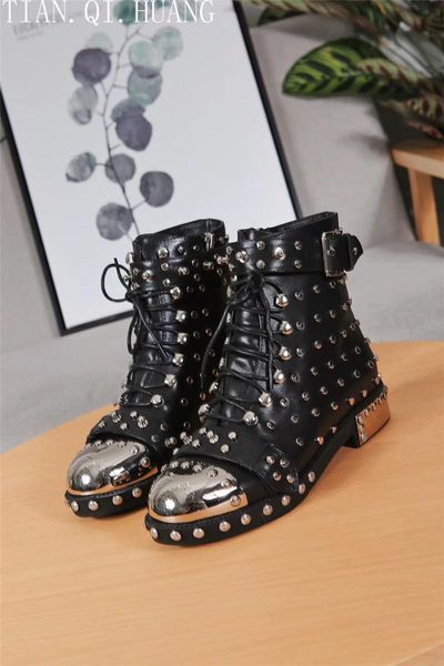 boots 2021 punk style for the catwalk women classics ankle made metal round sock rivets buckles fashion, Black
boots 2021 punk style for the catwalk women classics ankle made metal round sock rivets buckles fashion, Black