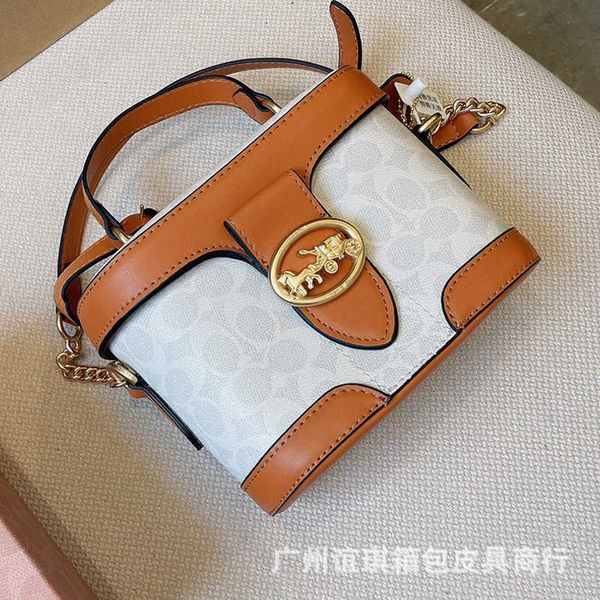 women luxurys designers bags 2021 womens handbags purses designer crossbody wallet bag louisbags_18 c family georgie carriage buckle cosmeti
women luxurys designers bags 2021 womens handbags purses designer crossbody wallet bag louisbags_18 c family georgie carriage buckle cosmeti