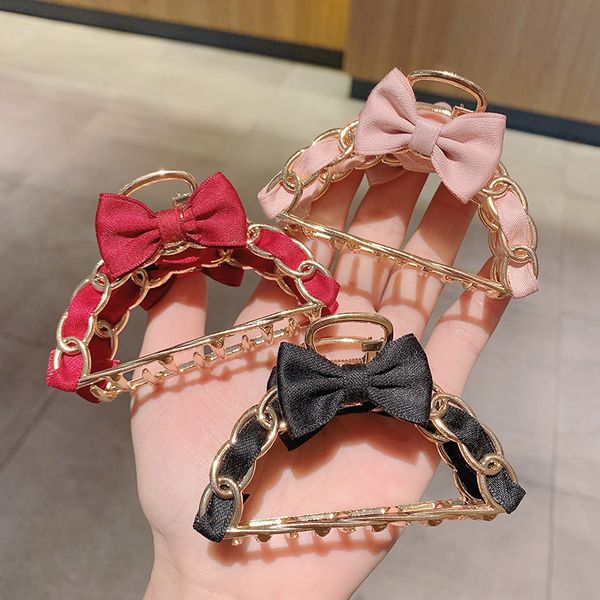 barrettes hairpin korean girl bow large grab clip elegant back head hair ball shark, Golden;silver
barrettes hairpin korean girl bow large grab clip elegant back head hair ball shark, Golden;silver