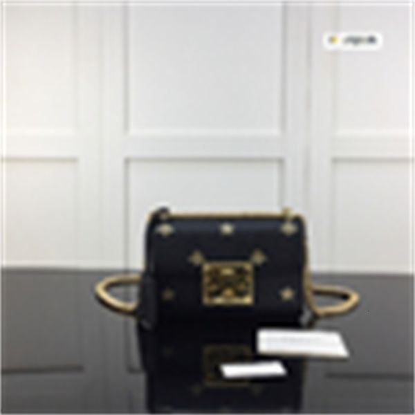 m432182 new black leather bee printed crossbody bag women handbags iconic handles shoulder bags totes cross body bag clutches, Blue;pink
m432182 new black leather bee printed crossbody bag women handbags iconic handles shoulder bags totes cross body bag clutches, Blue;pink