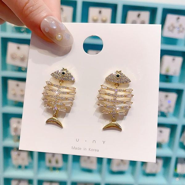 stud s925 silver needle earrings personality zircon fish bone pendant korean female retro design, Golden;silver
stud s925 silver needle earrings personality zircon fish bone pendant korean female retro design, Golden;silver