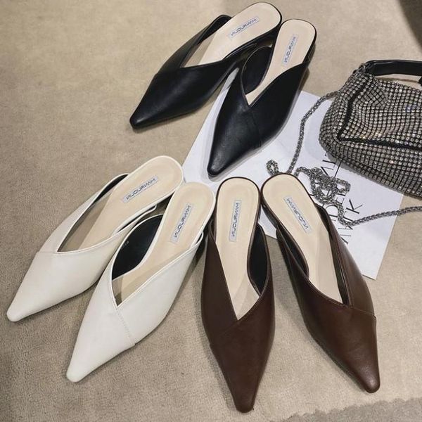 shallow female shoes ladies' slippers pointed toe low 2021 flat slides retro rubber spring rome basic pu fabric slippe, Black
shallow female shoes ladies' slippers pointed toe low 2021 flat slides retro rubber spring rome basic pu fabric slippe, Black