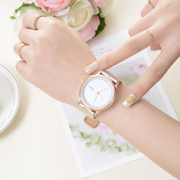 wristwatches womens watches 2021 brand fashion simple quartz wrist watch bracelet female ladies clock relogio feminino, Slivery;brown
wristwatches womens watches 2021 brand fashion simple quartz wrist watch bracelet female ladies clock relogio feminino, Slivery;brown