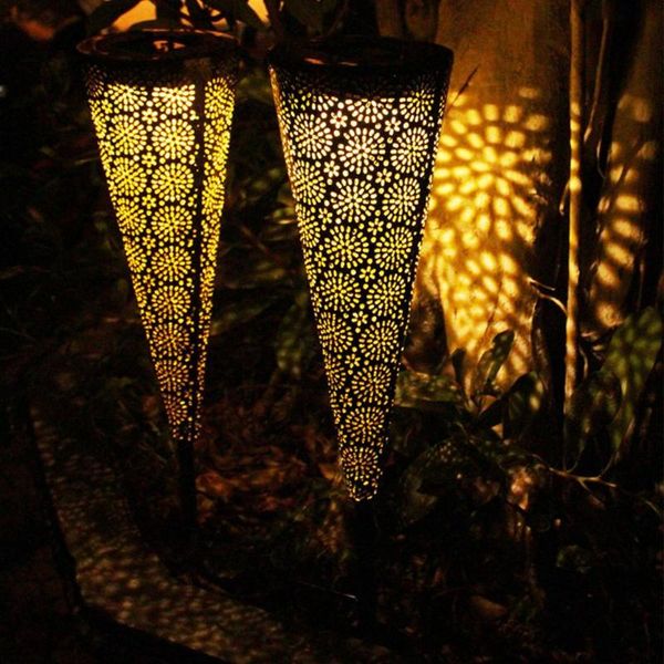 lawn lamps retro led solar flame lamp outdoor iron hollow waterproof plug-in light buried garden villa decoration street
lawn lamps retro led solar flame lamp outdoor iron hollow waterproof plug-in light buried garden villa decoration street