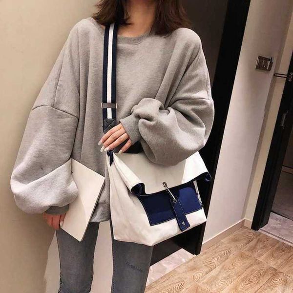 2021 korean contrast canva's fashion personality envelope bag student large capacity one shoulder msenger bag
2021 korean contrast canva's fashion personality envelope bag student large capacity one shoulder msenger bag