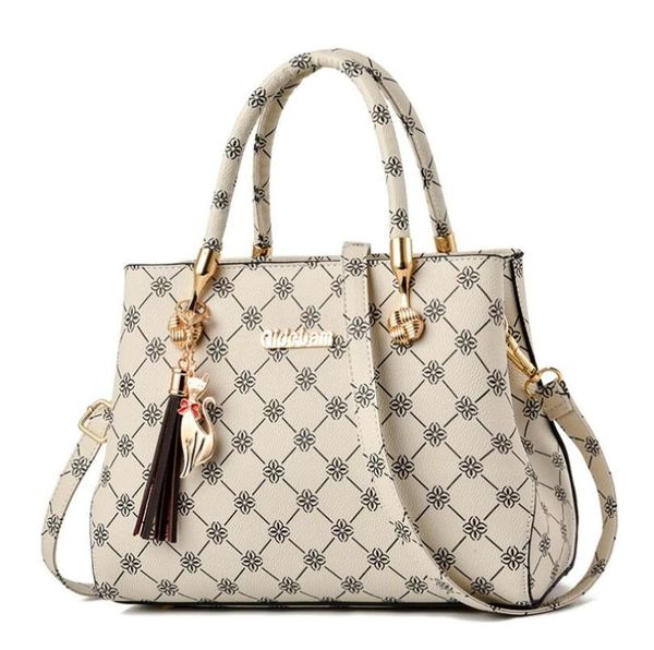 shoulder bags leather women bag 2021 luxury handbags designer version wild womens messenger
shoulder bags leather women bag 2021 luxury handbags designer version wild womens messenger