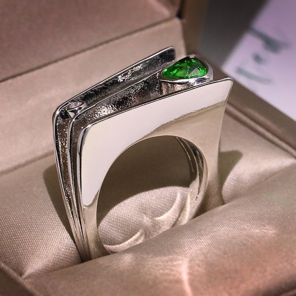 cluster rings 2021 ring female zircon party jewelry green stone women gifts silver jewlery, Golden;silver
cluster rings 2021 ring female zircon party jewelry green stone women gifts silver jewlery, Golden;silver