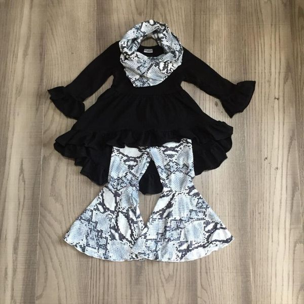 girl fall winter set 3 pieces outfit with scarf baby snake print, White 
girl fall winter set 3 pieces outfit with scarf baby snake print, White