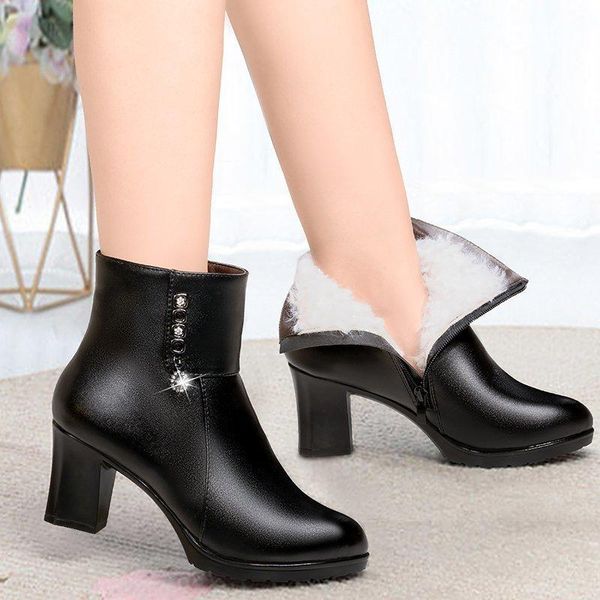 boots thick heel short tube women's winter plush leather classic retro waterproof non-slip warm side zipper ankle, Black
boots thick heel short tube women's winter plush leather classic retro waterproof non-slip warm side zipper ankle, Black