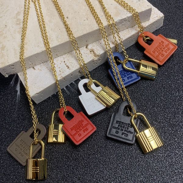 design jewelry cow leather necklace s925 sterling silver double lock pendant, net red, same style, women's clavicle chain 4p18 zmct
design jewelry cow leather necklace s925 sterling silver double lock pendant, net red, same style, women's clavicle chain 4p18 zmct