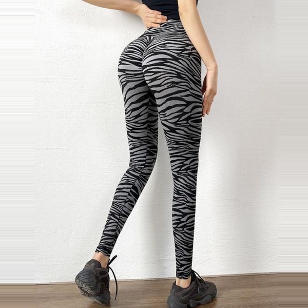 women's sports leopard zebra pattern yoga pants leggings fitness tight hip bottoming wearing running outfit
women's sports leopard zebra pattern yoga pants leggings fitness tight hip bottoming wearing running outfit