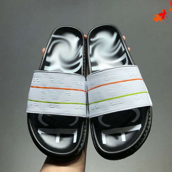 2021 slipper designer slide summer sandals fashion men beach indoor flat flip flops leather luxurys shoes mens slippers with box size 39-45, Black
2021 slipper designer slide summer sandals fashion men beach indoor flat flip flops leather luxurys shoes mens slippers with box size 39-45, Black