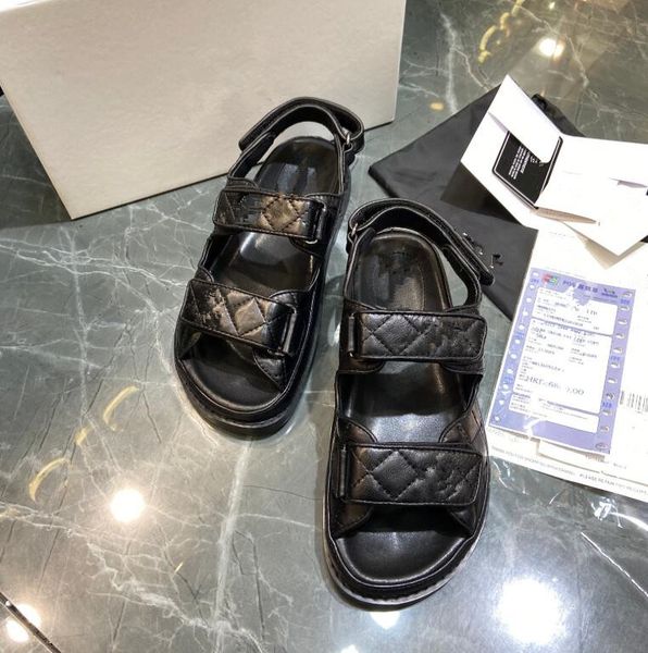 brand rubber slide sandal platform slipper for women fashion luxurys designers sandals thick bottom pink black alphabet lady girls summer lo
brand rubber slide sandal platform slipper for women fashion luxurys designers sandals thick bottom pink black alphabet lady girls summer lo