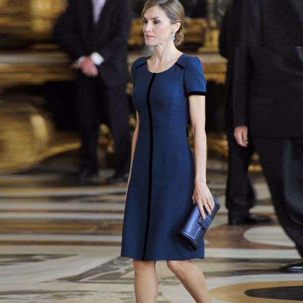 summer queen letizia around her neck short sleeve thin stylish temperament dress of quality women's clothes, Black;gray
summer queen letizia around her neck short sleeve thin stylish temperament dress of quality women's clothes, Black;gray