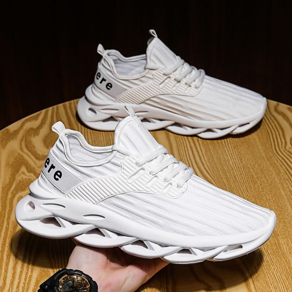 wholesale 2021 running shoes for men womens sport super light breathable triple white blue outdoor sneakers eur 39-44 wy02-h917
wholesale 2021 running shoes for men womens sport super light breathable triple white blue outdoor sneakers eur 39-44 wy02-h917