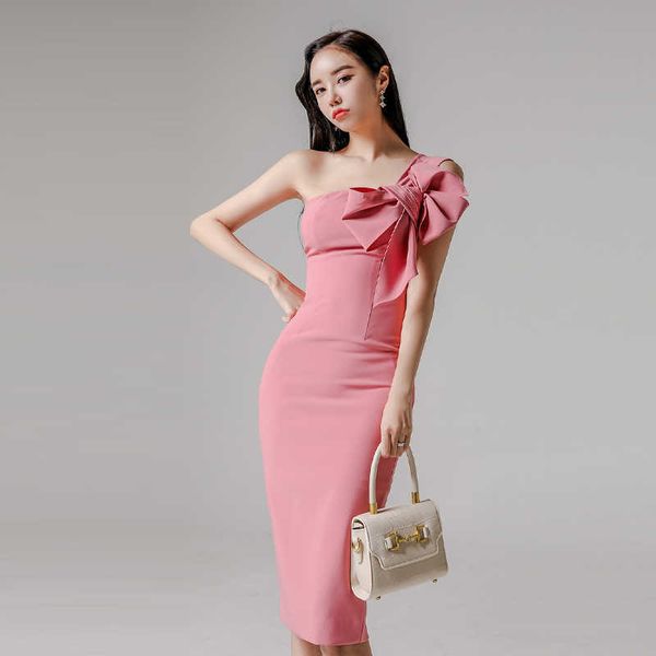 women dress one shoulder bodycon bow christmas birthday party midi celebrity evening date out robes vestidos 210529, Black;gray
women dress one shoulder bodycon bow christmas birthday party midi celebrity evening date out robes vestidos 210529, Black;gray