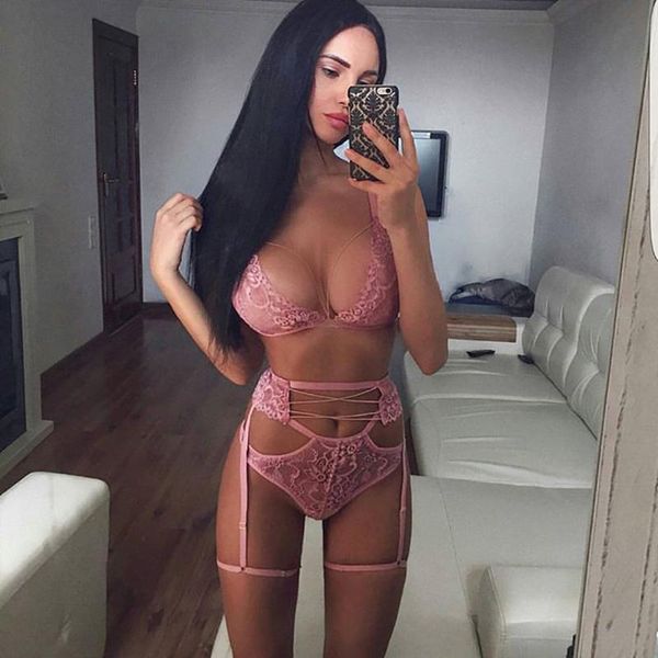 bras sets 2021 fashion ladies lace black underwear three-piece perspective gathered bra pink garter, Red;black
bras sets 2021 fashion ladies lace black underwear three-piece perspective gathered bra pink garter, Red;black