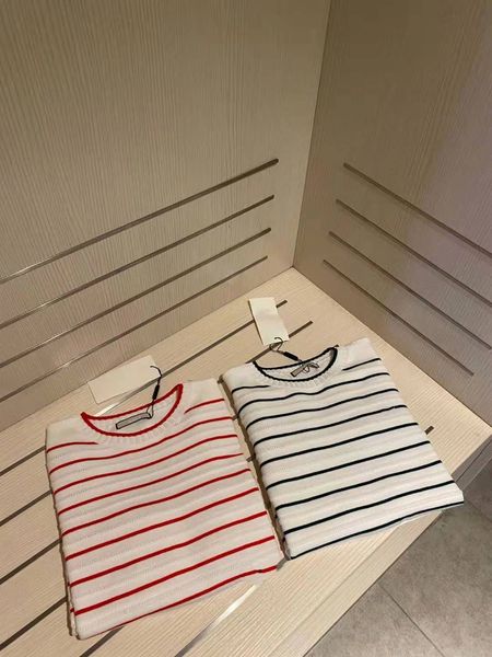 luxury design early autumn contrast stripe double-g embroidery simple cute knitted round neck sleeve looks thin and elegant, White;black
luxury design early autumn contrast stripe double-g embroidery simple cute knitted round neck sleeve looks thin and elegant, White;black