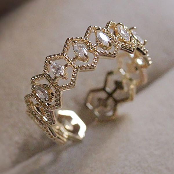 fashion geometric rhombus hollow mosaic cz stone ring lady cocktail party wedding bride dazzling finger jewelry gift rings, Slivery;golden
fashion geometric rhombus hollow mosaic cz stone ring lady cocktail party wedding bride dazzling finger jewelry gift rings, Slivery;golden