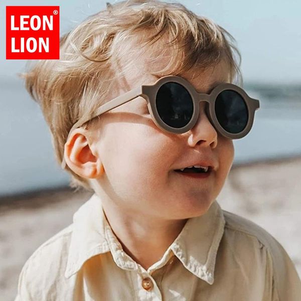 leonlion 2021 round kids sunglasses for girls cute personality baby anti-uv colorful sun glasses wholesale, Blue
leonlion 2021 round kids sunglasses for girls cute personality baby anti-uv colorful sun glasses wholesale, Blue