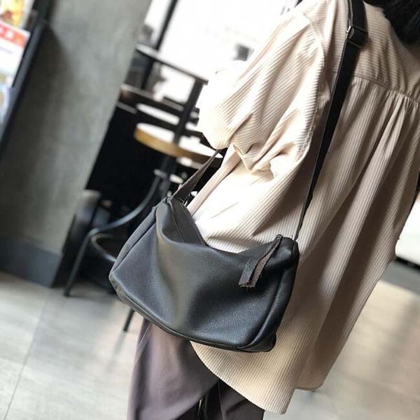 shoulder bags women large-capacity bag soft genuine leather casual travel matte tote messenger cowhide korean handbag
shoulder bags women large-capacity bag soft genuine leather casual travel matte tote messenger cowhide korean handbag