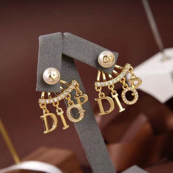 special offer 2021 luxury designer jewelry letter earrings 2021 new net red back hanging pearl earrings, Silver
special offer 2021 luxury designer jewelry letter earrings 2021 new net red back hanging pearl earrings, Silver