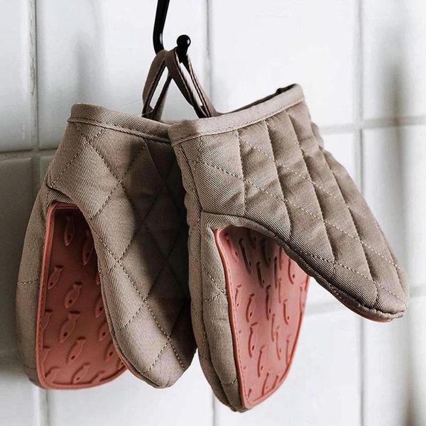 oven mitts one piece anti-scalding gloves kitchen tray baking dish insulation clip hand holder glove silicone b s8u8
oven mitts one piece anti-scalding gloves kitchen tray baking dish insulation clip hand holder glove silicone b s8u8