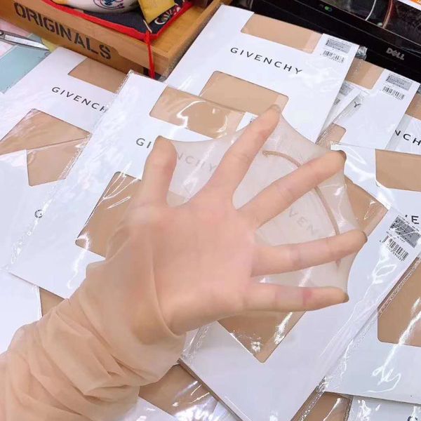5d jifan black xifang hook pine socks ultra thin invisible transparent silk stocking's summer large flh color, Black;white
5d jifan black xifang hook pine socks ultra thin invisible transparent silk stocking's summer large flh color, Black;white