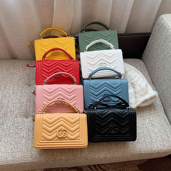 luxury handbags women's bag 2021 new simple fashion candy embossed hand-held single shoulder messenger bags
luxury handbags women's bag 2021 new simple fashion candy embossed hand-held single shoulder messenger bags