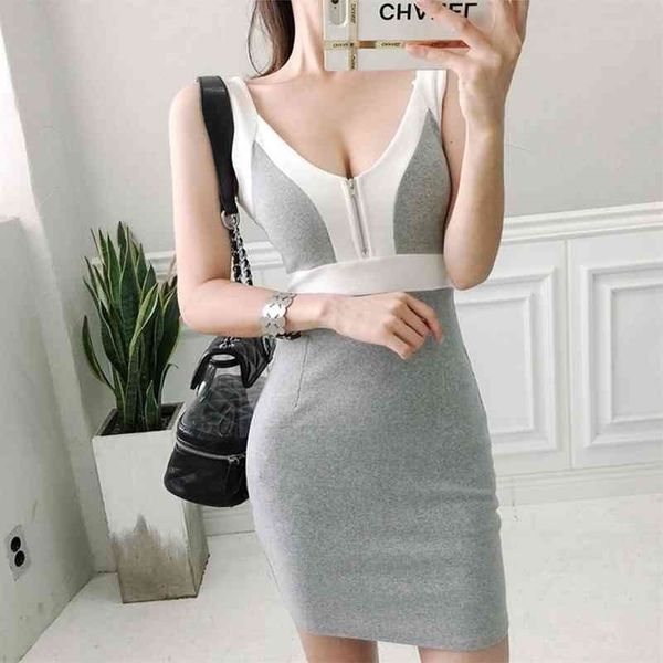 summer contrast color package hip slim stitching zipper v-neck vest knitted dress 210416, Black;gray
summer contrast color package hip slim stitching zipper v-neck vest knitted dress 210416, Black;gray