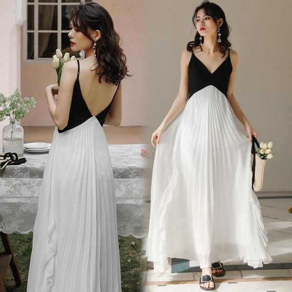 pleated ruffle suspender skirt women's light ripe style black and white patchwork dress french wedding holiday beach two piece
pleated ruffle suspender skirt women's light ripe style black and white patchwork dress french wedding holiday beach two piece