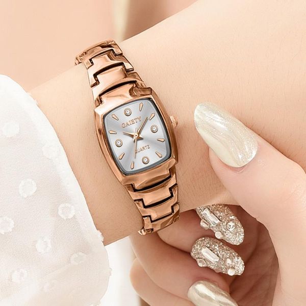 wristwatches steel strap watch n simple temperament alloy ladies wholesale trend quartz waman 2021, Slivery;brown
wristwatches steel strap watch n simple temperament alloy ladies wholesale trend quartz waman 2021, Slivery;brown