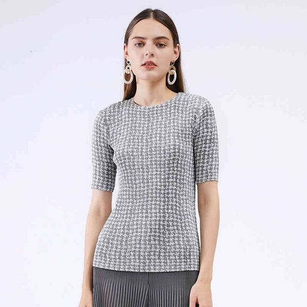 autumn summer printed short sleeve bright miyake plissate female shirt aesthetic design sense niche plus size, White
autumn summer printed short sleeve bright miyake plissate female shirt aesthetic design sense niche plus size, White