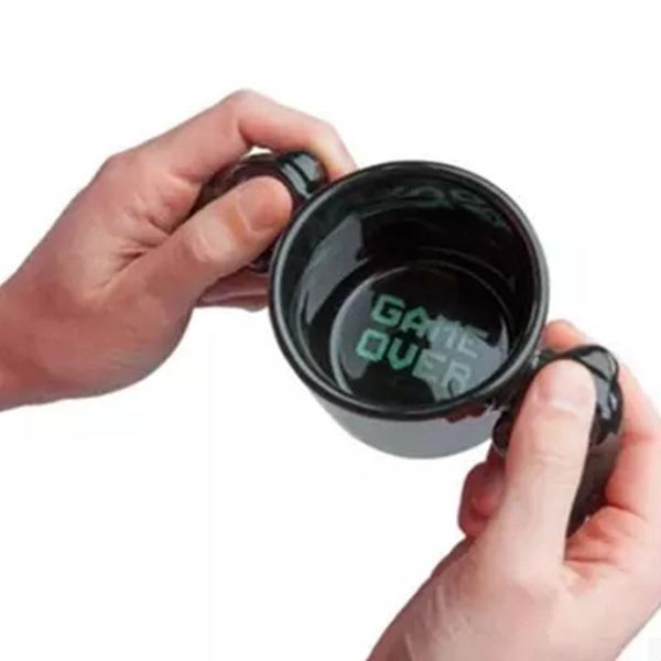 mugs 1pc persoonlijkheid handvat melk game over cup gamepad controller koffie mok voor gamers' gift pjcfcy766
mugs 1pc persoonlijkheid handvat melk game over cup gamepad controller koffie mok voor gamers' gift pjcfcy766
